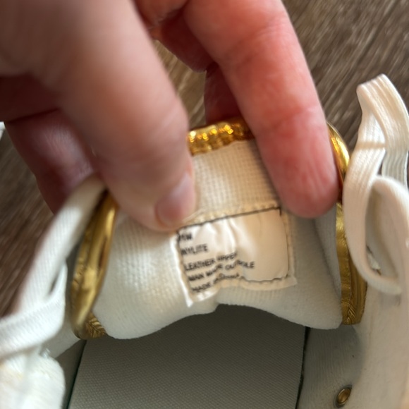 BNWOB Draper James by Tretorn Sneakers - Picture 7 of 8